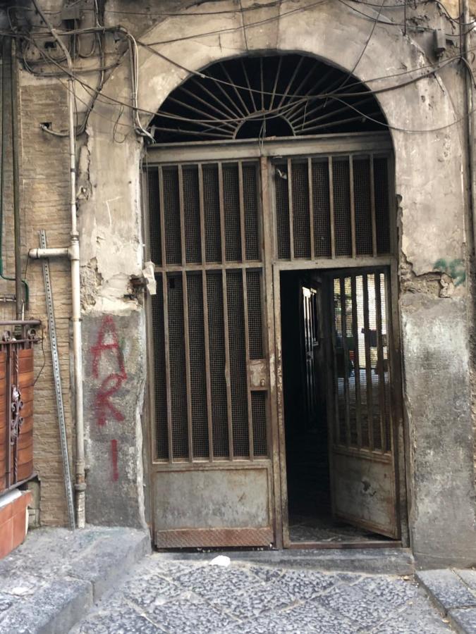 Il Basso Della Nonna Nápoles Exterior foto